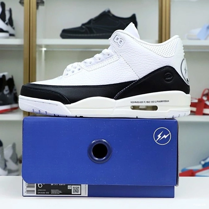 AIR 3 DESIGN RETRO 'WHITE' JORDAN X FRAGMENT SP 1227